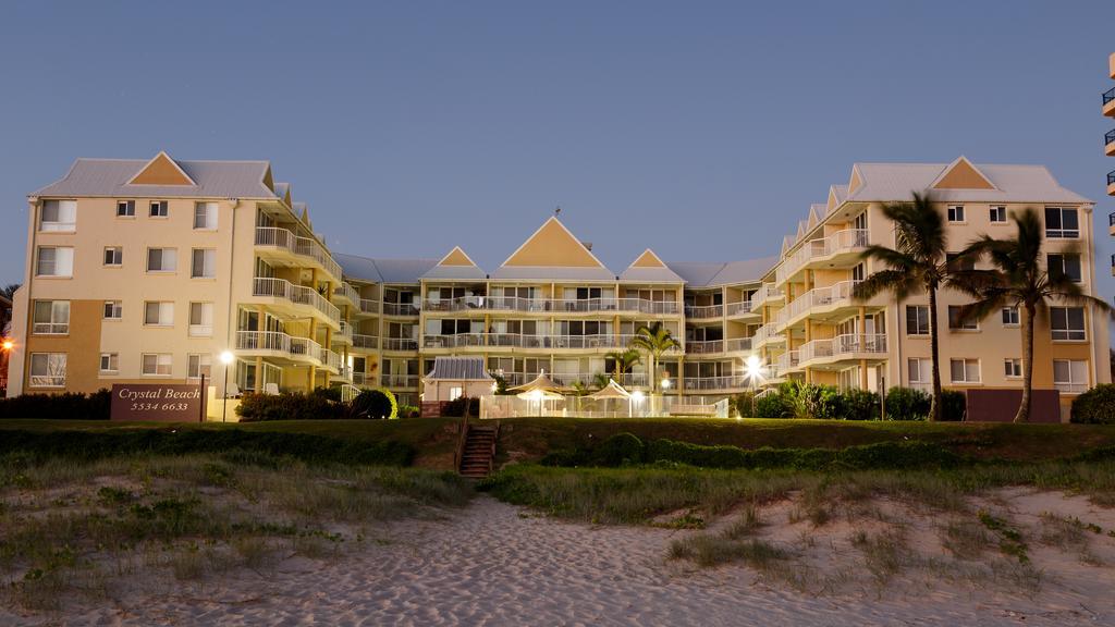 Crystal Beachfront Apartments Гоулд Коуст Екстериор снимка