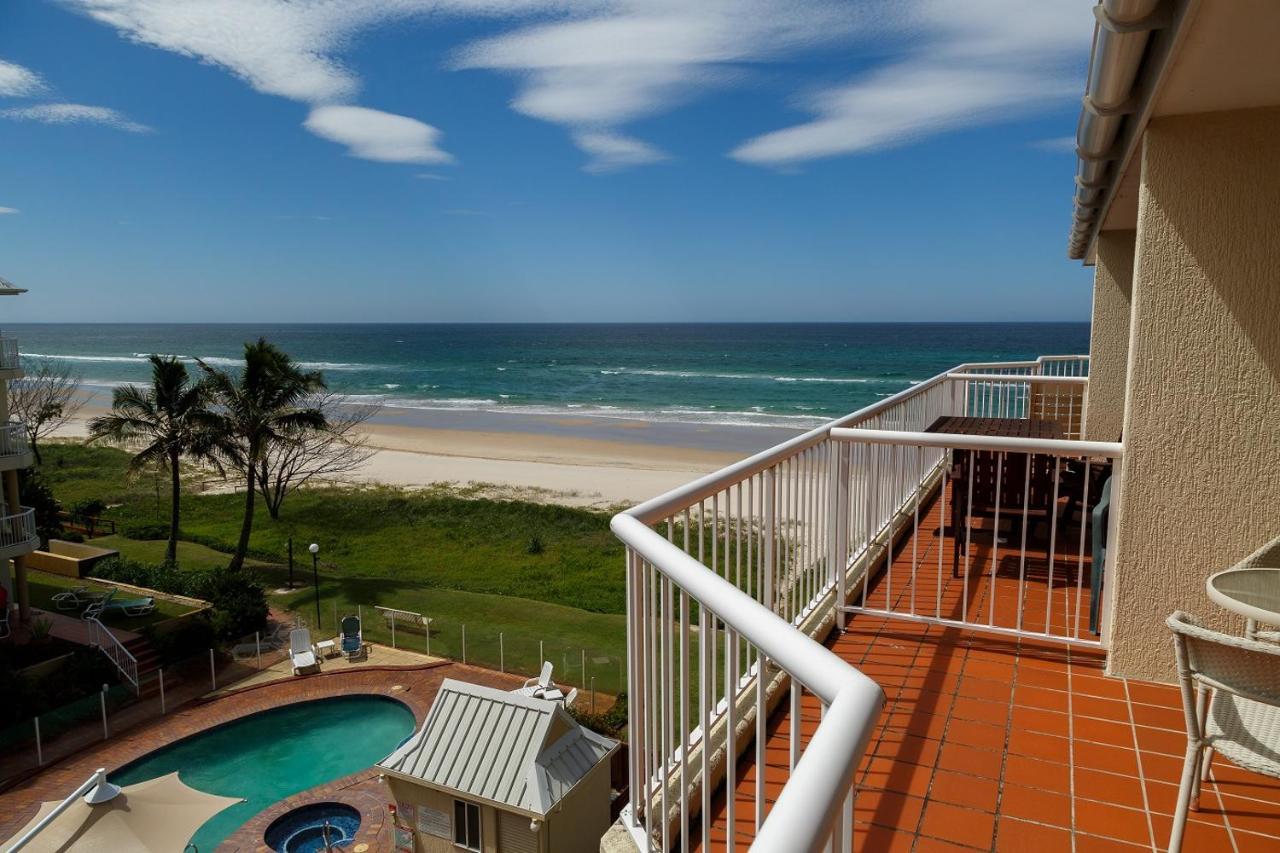 Crystal Beachfront Apartments Гоулд Коуст Екстериор снимка