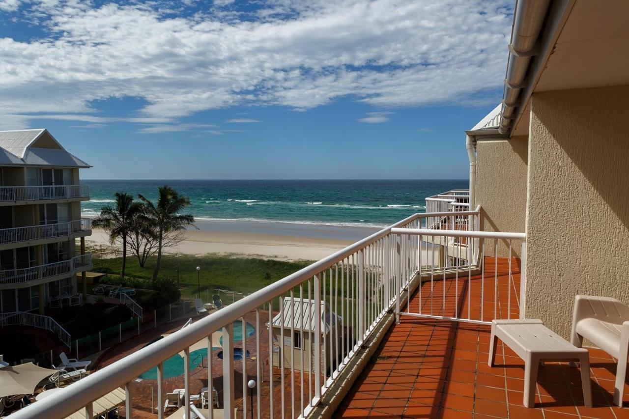 Crystal Beachfront Apartments Гоулд Коуст Екстериор снимка