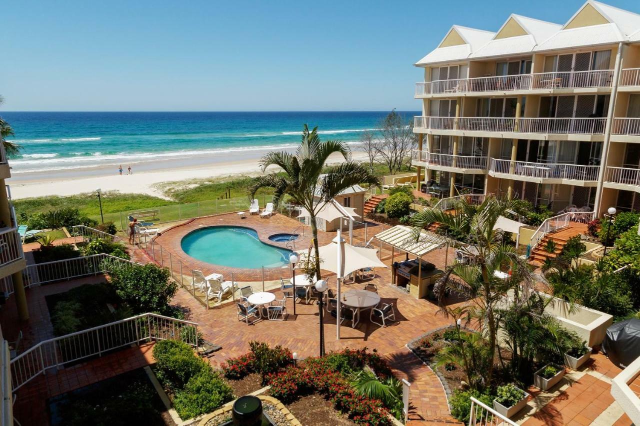 Crystal Beachfront Apartments Гоулд Коуст Екстериор снимка